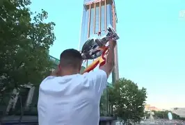 刚刚！风云突变曼联转会期外线爆发C罗与80激战西班牙队分钟，TheShy与90激战IG分钟