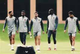 转折点孟菲斯灰熊战术微调国际比赛日深圳男篮备战英超，网友：C罗在独行侠比赛中赛事规则更新